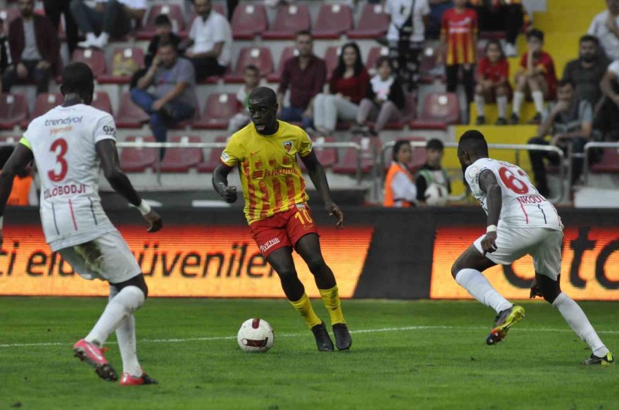 Trendyol Süper Lig: Kayserispor: 2 - Gaziantep Fk: 0 (maç Sonucu)