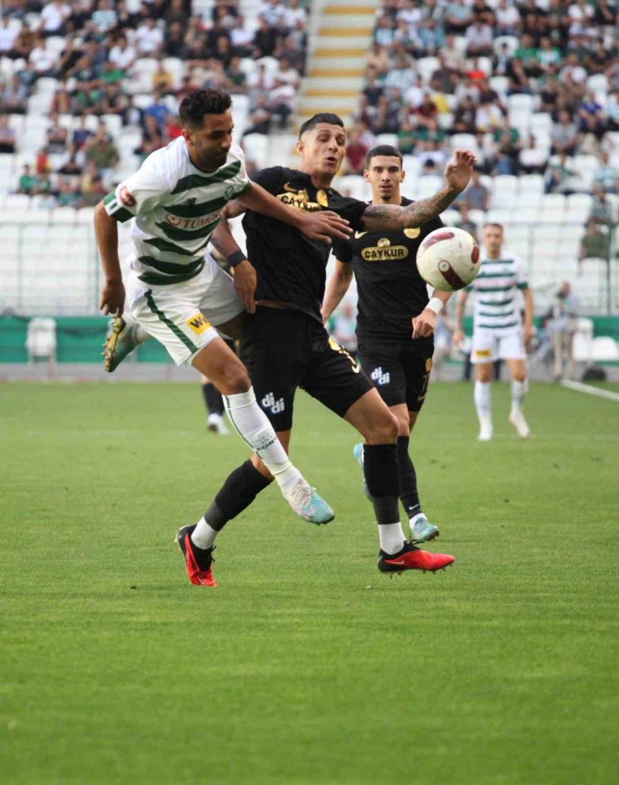 Trendyol Süper Lig: Konyaspor: 1 - Çaykur Rizespor: 0 (ilk Yarı)