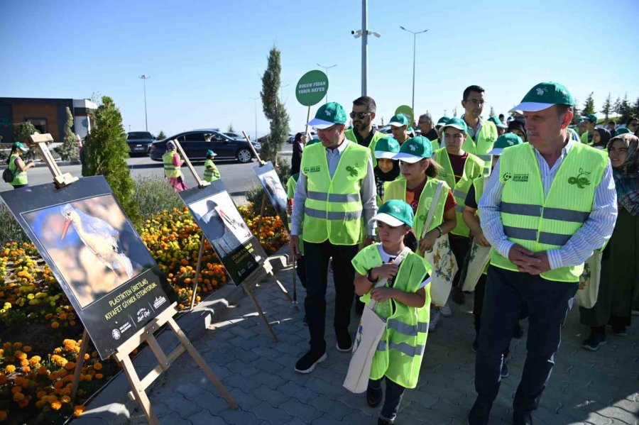 Selçuklu Seyir Tepesi, Dünya Temizlik Günü Etkinliğine Ev Sahipliği Yaptı