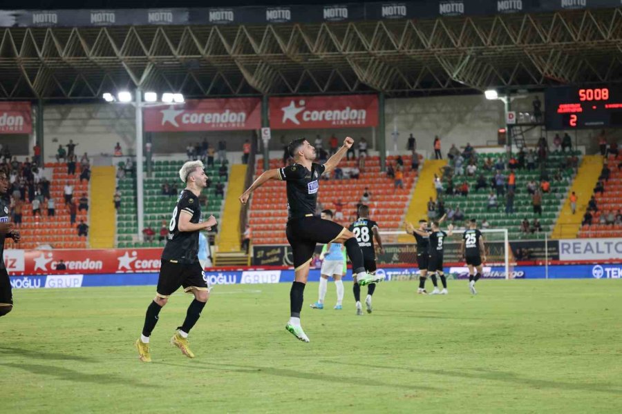 Trendyol Süper Lig: Corendon Alanyaspor: 3 - Kasımpaşa: 3 (maç Sonucu)