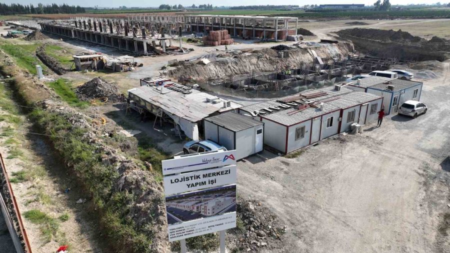 Mersin’de Lojistik Merkezinin Yapımı Devam Ediyor