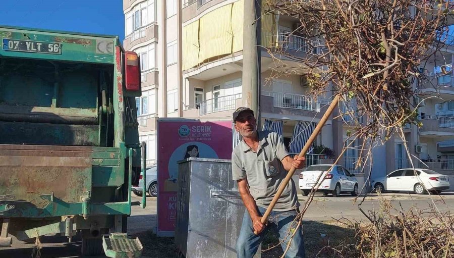 Cami Tuvaletinde 7 Milyon Liralık Çek Buldu, "haramda Gözüm Yok" Diyerek Polise Teslim Etti