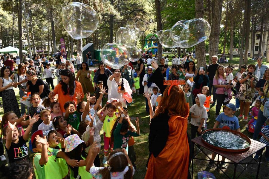 Çocuklarla Hareketlilik Günü Renkli Görüntülere Sahne Oldu