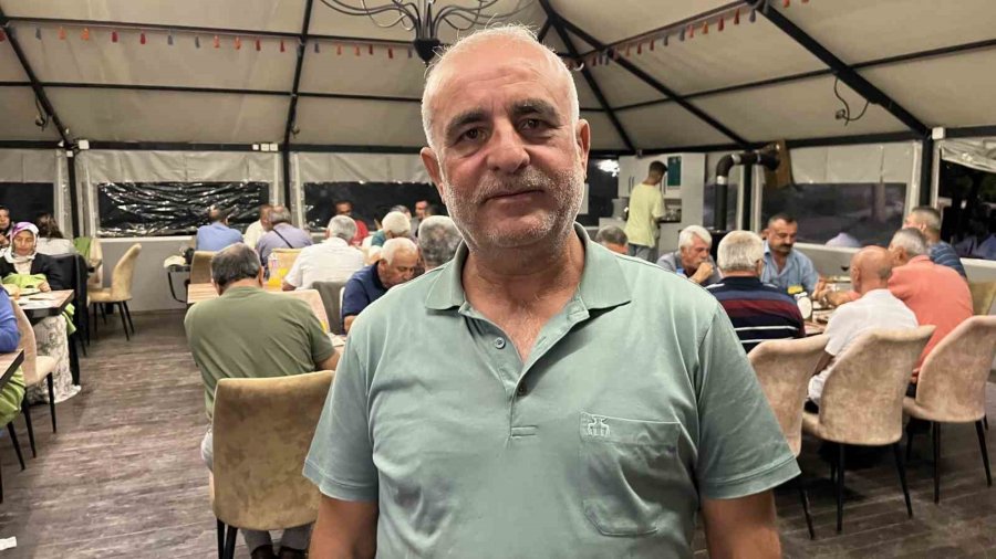 40 Yıl Önce Askerlik Yapan Silah Arkadaşları, Her Yıl Farklı Bir İlde Buluşuyor