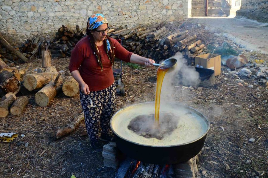 Antalya’da Üzüm Sepetleri Boş Kaldı