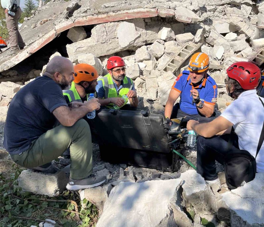 Hacılar Belediyesi Arama Kurtarma Ekibi Kurdu