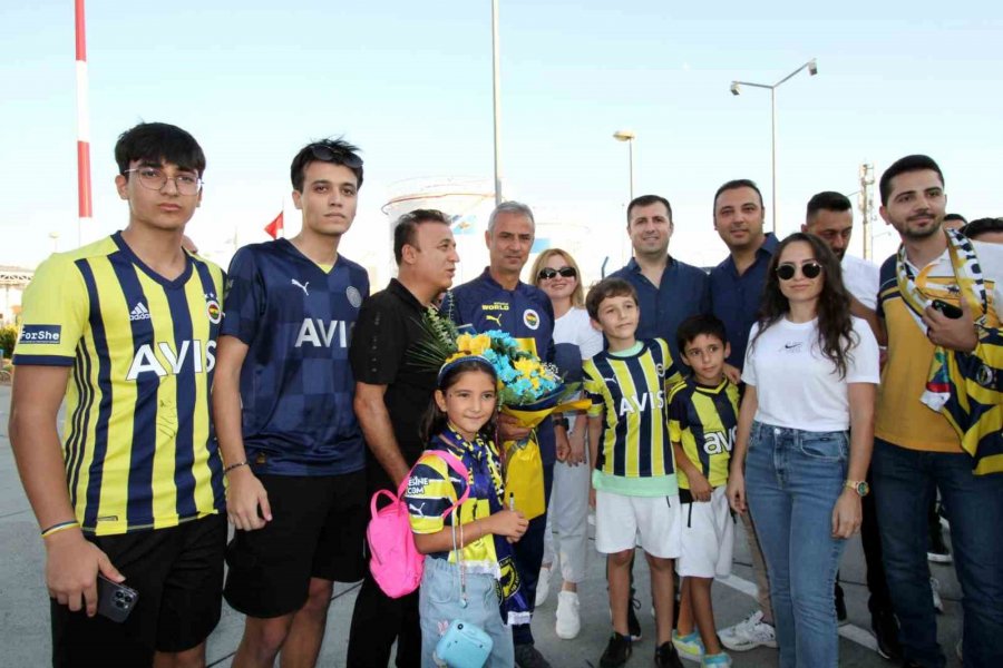 Fenerbahçe Kafilesi, Gazipaşa’ya Geldi