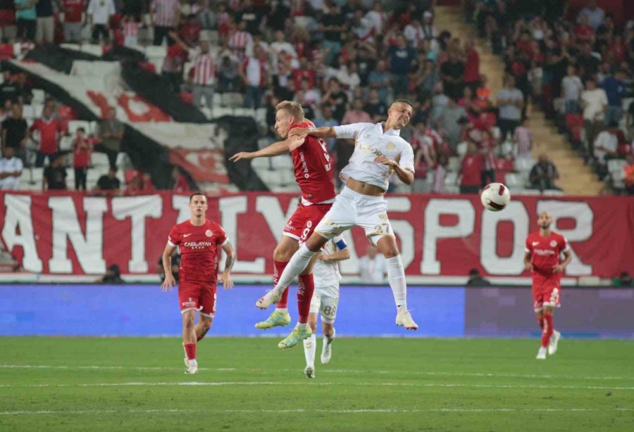 Trendyol Süper Lig: Antalyaspor: 2 - Samsunspor: 0 (maç Sonucu)