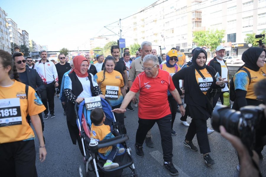 Uluslararası Kayseri Yarı Maratonu Yapıldı