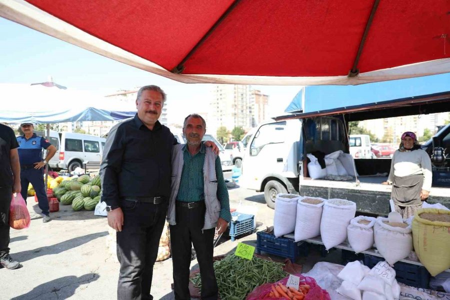 Başkan Palancıoğlu Köy Pazarını Gezdi