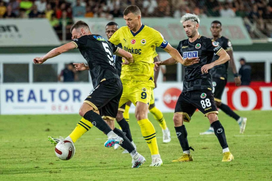 Trendyol Süper Lig: Corendon Alanyaspor: 0 - Fenerbahçe: 1 (maç Sonucu)