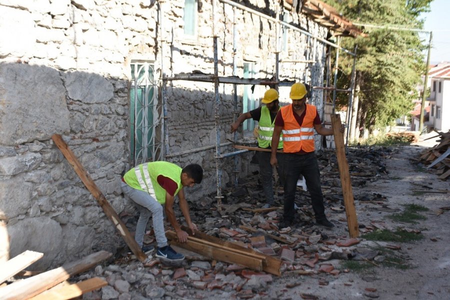 İnönü’deki Şeyh Kuddusi Cami’nin 2’inci Etap Restore Çalışmaları Başladı