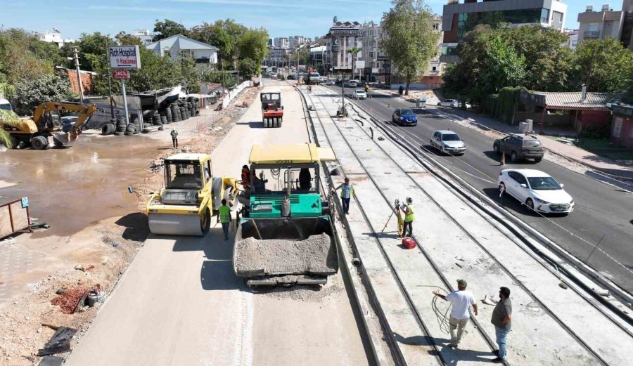 Çöken Tramvay Hattı Tamirinde Sona Gelindi