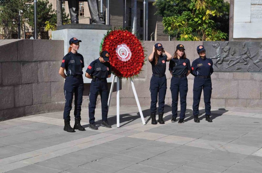 İtfaiye Teşkilatı İle Eskişehir İtfaiyesi’nin Kuruluş Yıl Dönümü İçin Kutlama Yapıldı