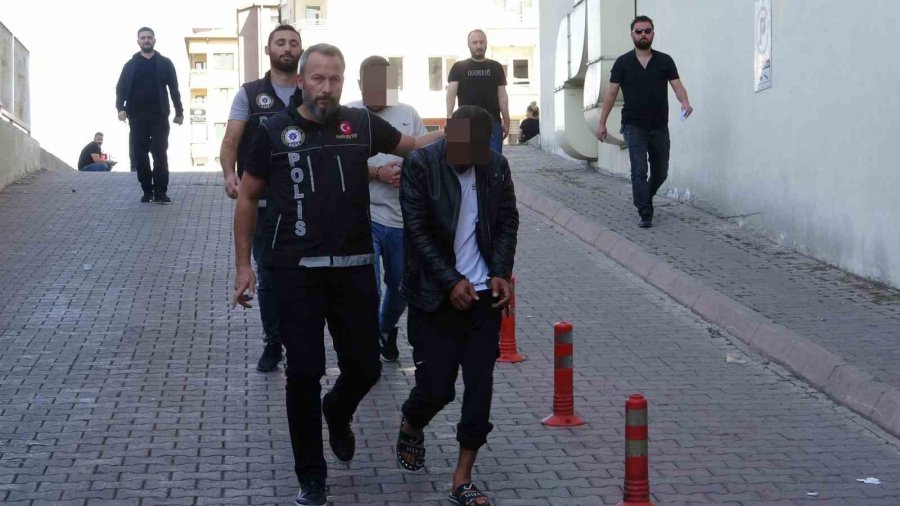 Kayseri’de Uyuşturucu Operasyonu: 2 Gözaltı