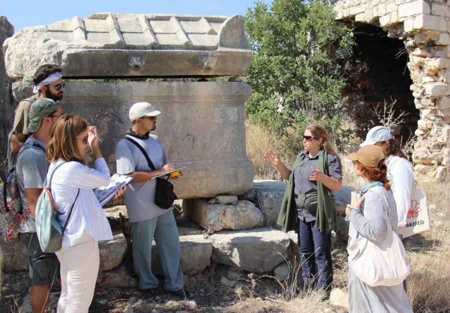 Antik Roma Yolundaki Kilikya Bölgesinin En Büyük Nekropolü Turizme Kazandırılıyor