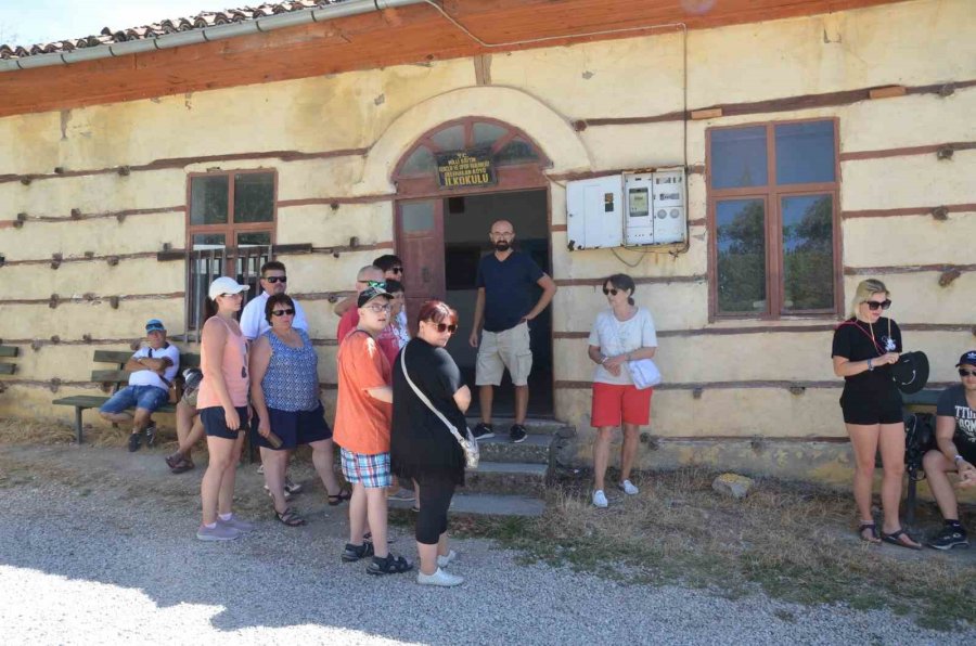 Antalya’da Turistlerin Yeni Gözdesi 17 Kişilik Nüfusa Sahip 800 Yıllık Belenalan Köyü