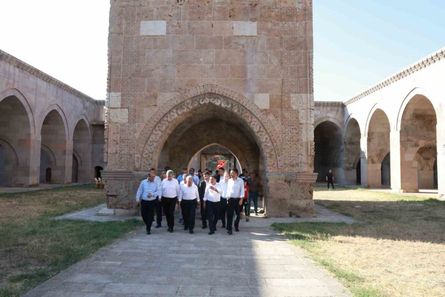 Başkan Büyükkılıç’tan Dünyanın İlgisini Çekecek "turizm" Yatırımları