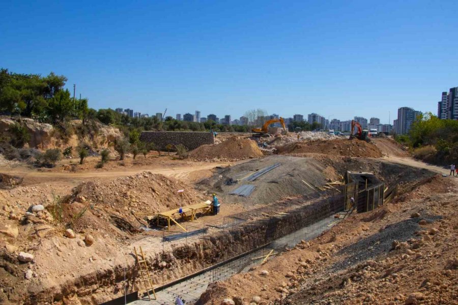 Mersin’de 2. Çevre Yolu’nun İkinci Etap Çalışmaları Sürüyor