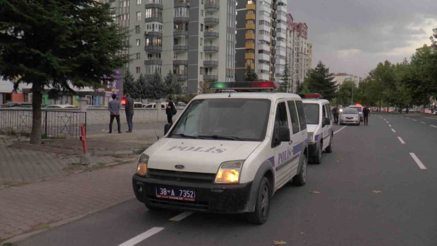 Kayseri’de Bunalıma Giren Şahıs Canına Kıydı