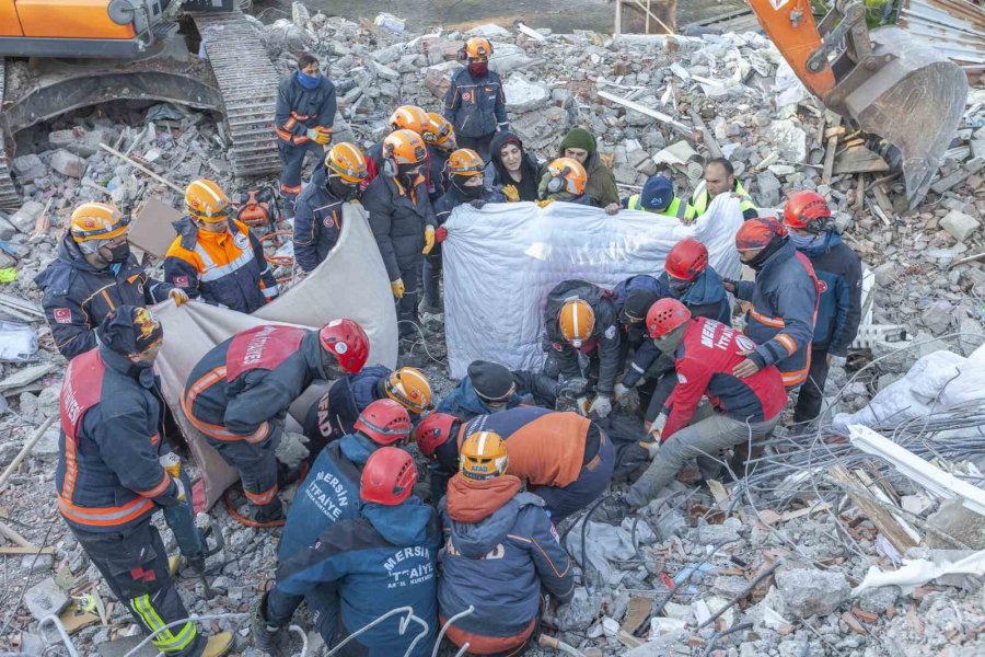 Büyükşehir İtfaiyesi Grup Ve İstasyon Sayısını 35’e Çıkardı