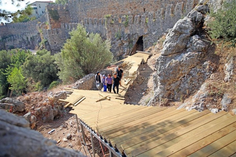 Alanya Kalesi Yayalaştırma Projesi’nin Son Etabına Gelindi