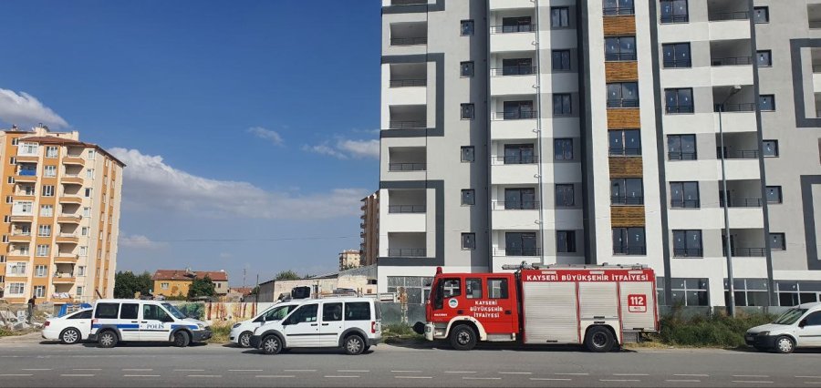 Asansör Boşluğuna Düşen İşçi Öldü