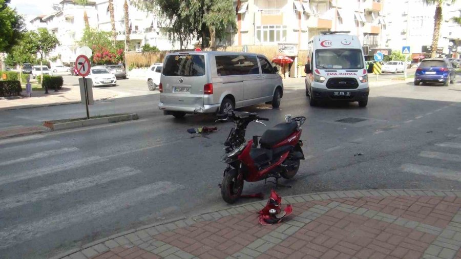 Kazayı Kendisi Yapmış Gibi Göstermesini İsteyince Polisin Tepkisiyle Karşılaştı