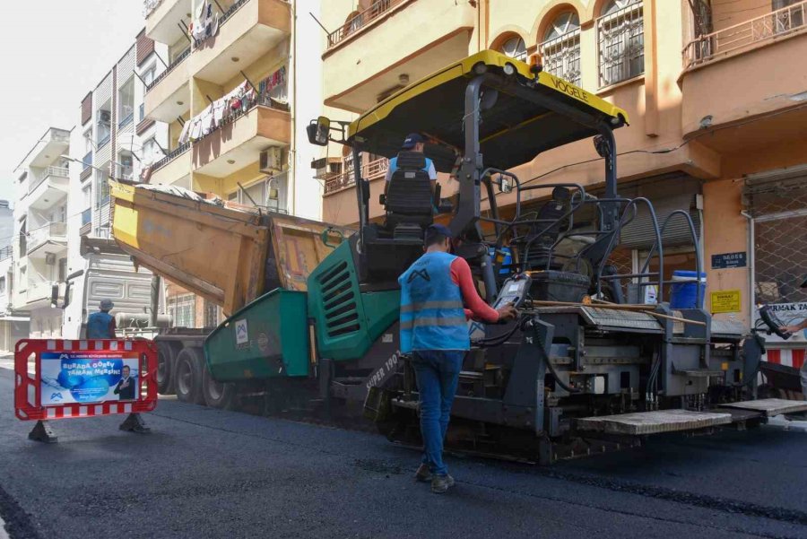 Meski, Sıcak Asfalt Kaplama Çalışmalarına Devam Ediyor