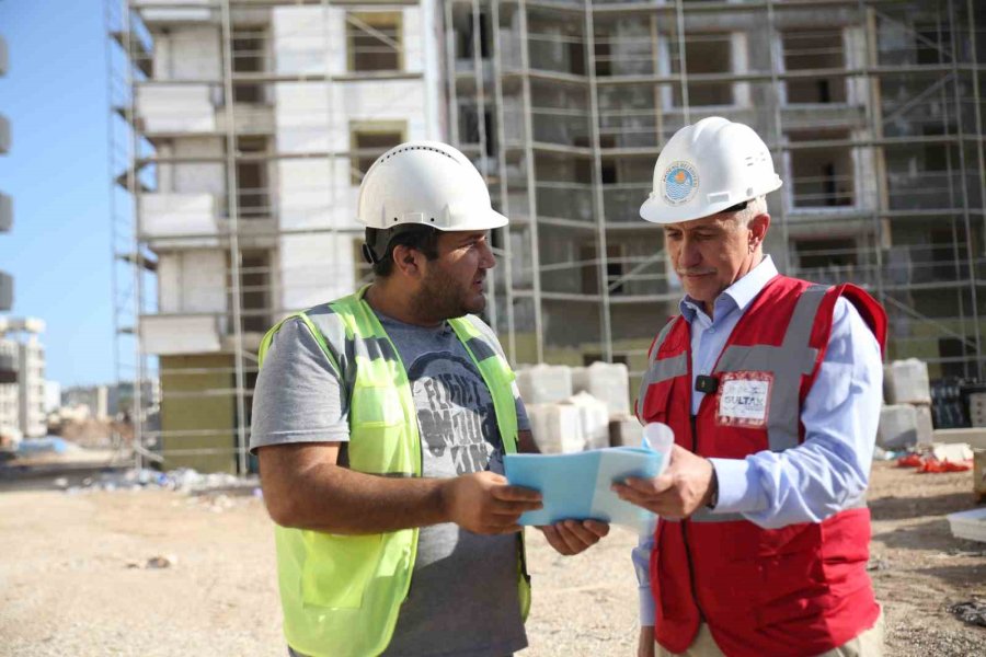 Mersin’in İlk Kentsel Dönüşümleri Vatandaşı Memnun Ediyor