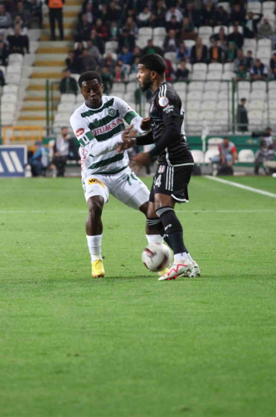 Trendyol Süper Lig: Konyaspor: 0 - Beşiktaş: 1 (ilk Yarı)