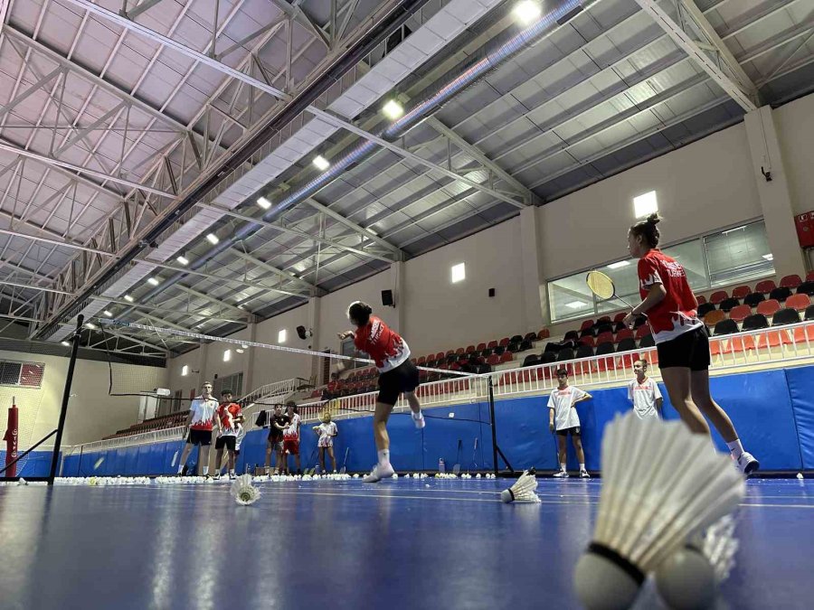 Badmintoncu İkizler Gözlerini Olimpiyat Şampiyonluğuna Dikti