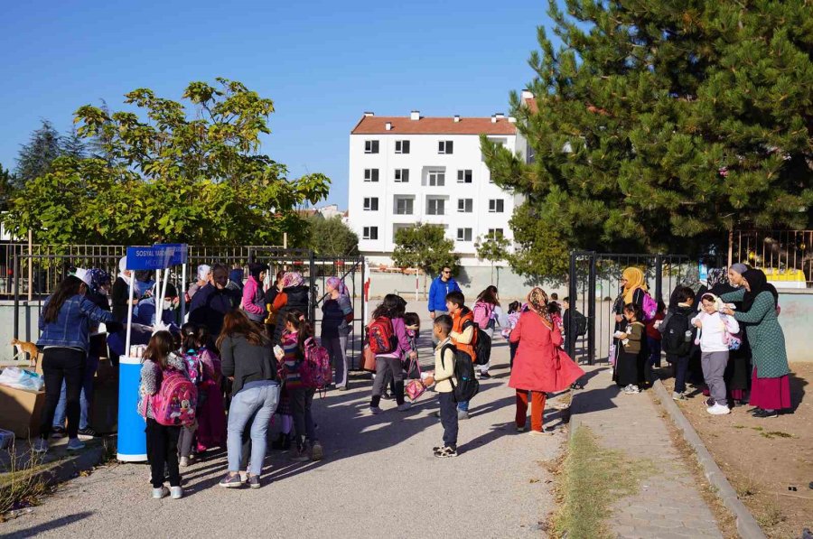 İlköğretim Öğrencilerine Beslenme Desteği Başladı