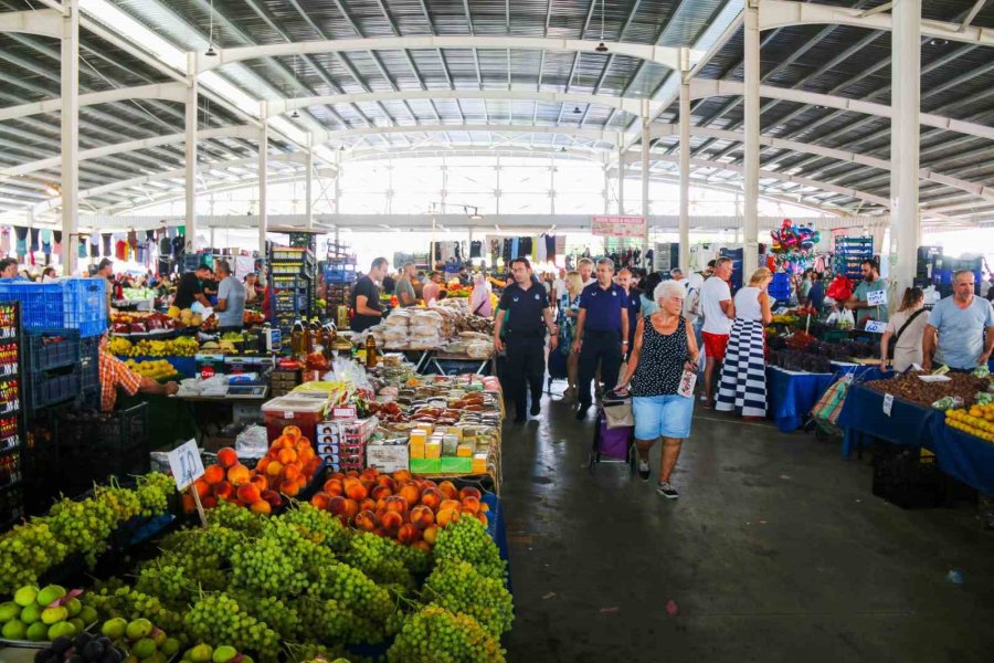 Seyyar Pazarcı Denetimine Çıkan Oda Başkanını Şoke Eden Manzara