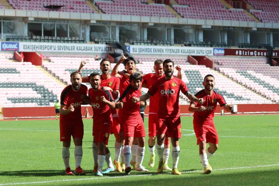 Eskişehirspor Hazırlık Maçını 3 Golle Kazandı