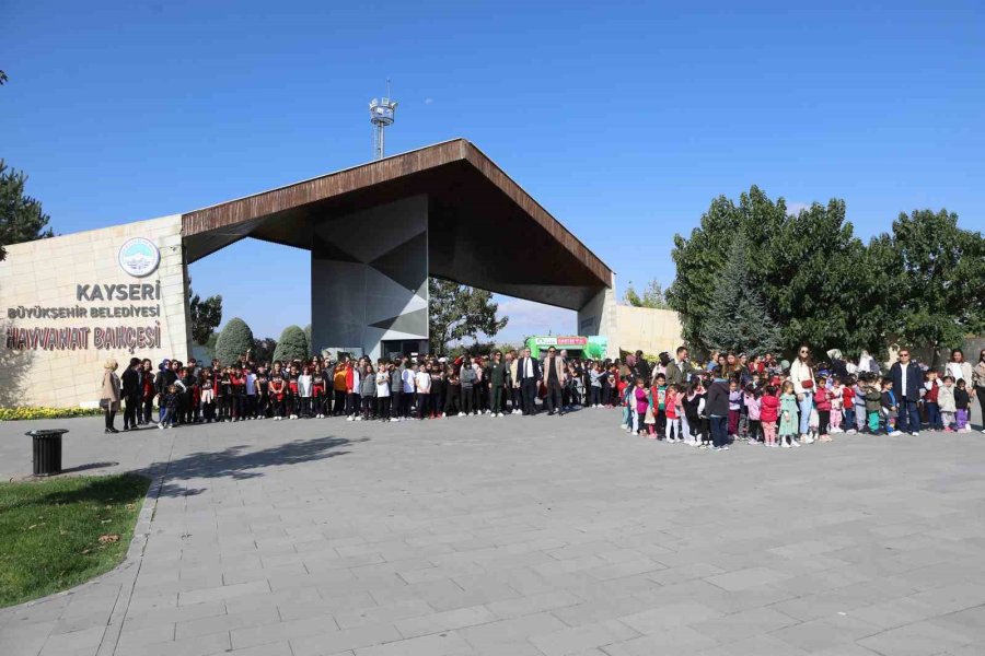 Büyükşehir, Çocuklara Hayvan Sevgisini Aşıladı