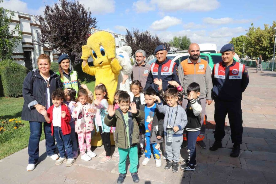 Büyükşehir, Çocuklara Hayvan Sevgisini Aşıladı