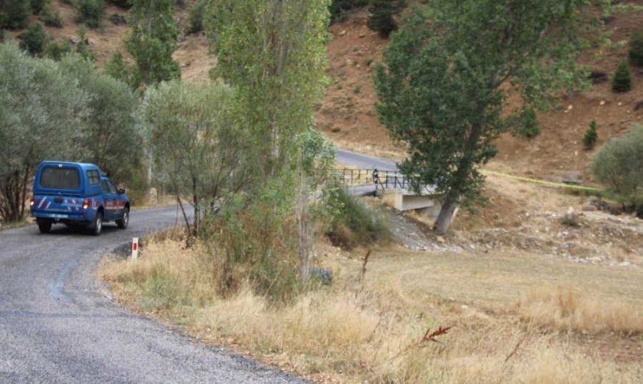 Veterinerin Şehit Edildiği Bölgede Şüpheli 2 Kişinin Yollarını Kesip Araçlarına Ateş Açtıkları İşçi İha’ya Konuştu