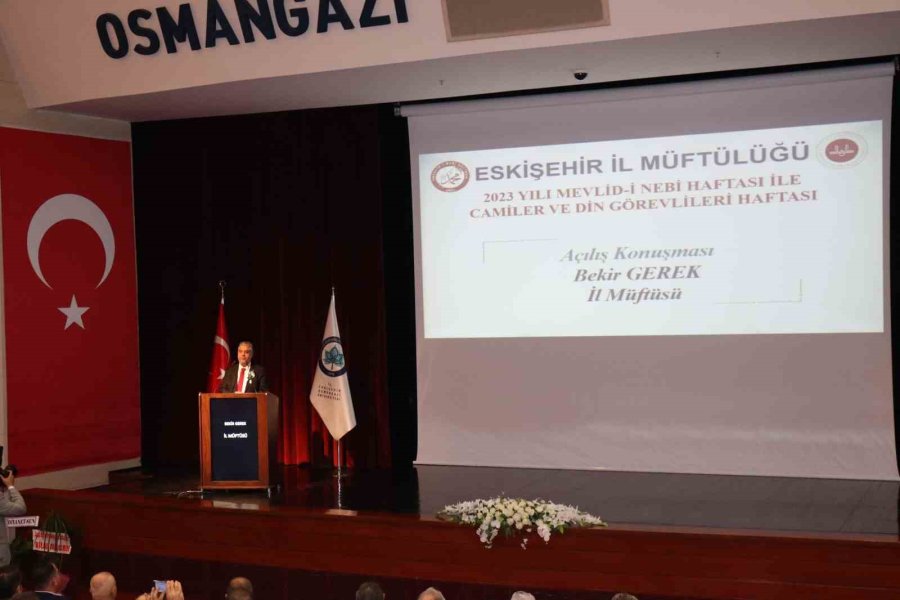 2023 Yılı Mevlid-i Nebi Haftası İle Camiler Ve Din Görevlileri Haftası Konferansı Düzenlendi