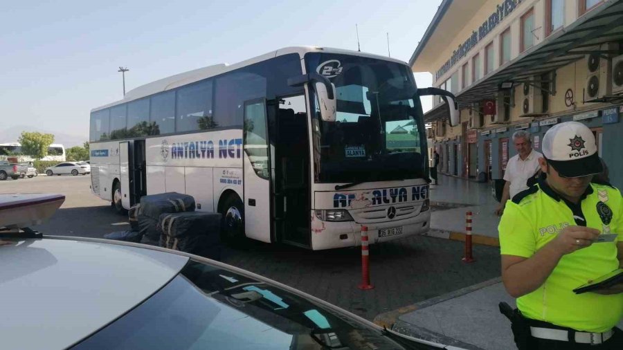 Şehirlerarası Otobüslerde Sivil Trafik Denetimi Yapılıyor