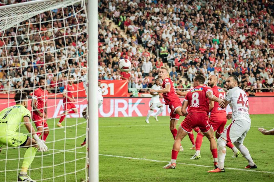 Trendyol Süper Lig: Antalyaspor: 0 - Galatasaray: 2 (maç Sonucu)