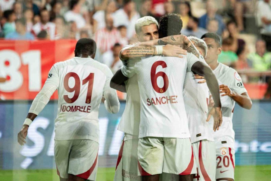 Trendyol Süper Lig: Antalyaspor: 0 - Galatasaray: 2 (maç Sonucu)