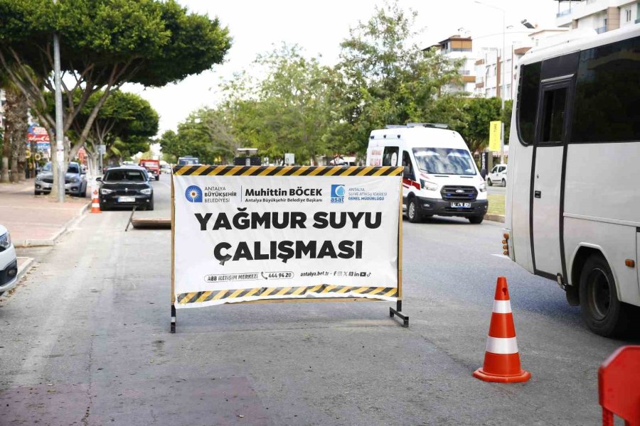 Büyükşehir’den 40 Milyon Tl’lik Yağmur Suyu Altyapı Çalışması