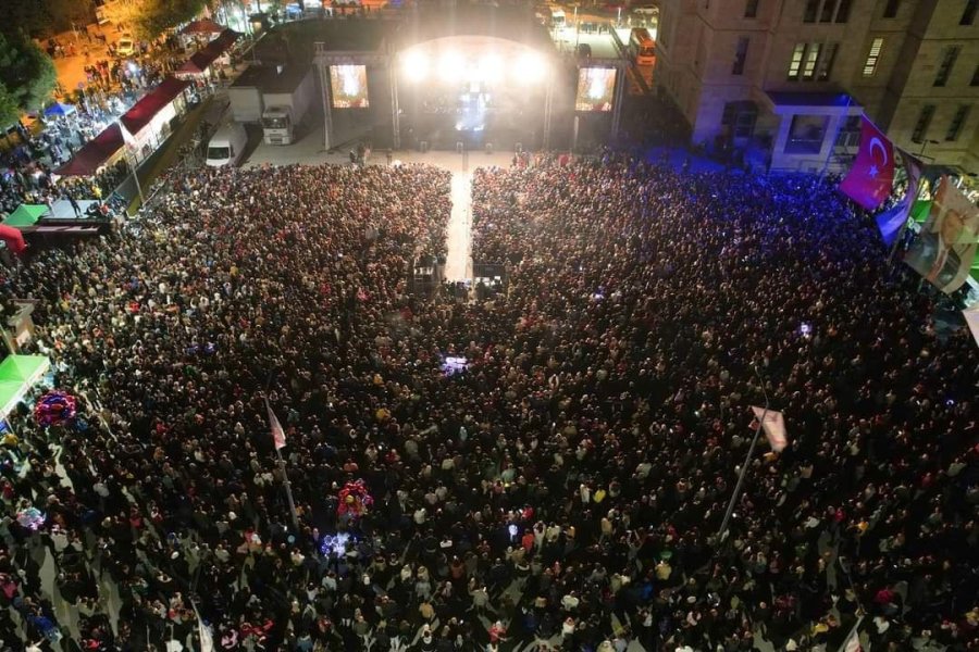 Niğde Gastronomi Festivali’nde Zara Hayranlarıyla Buluştu