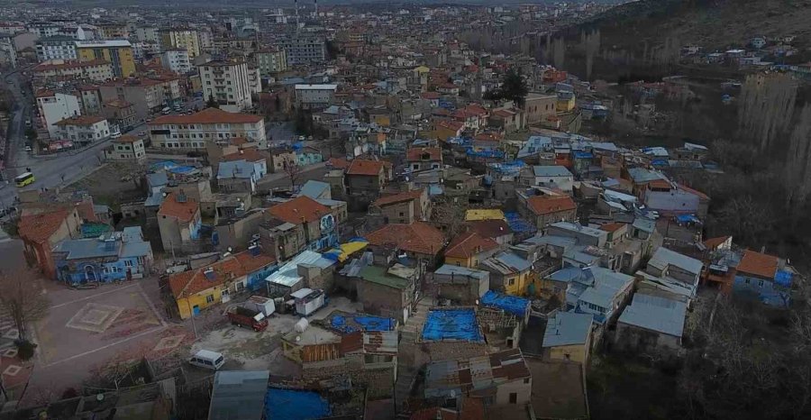 Büyükşehir, Develi’de Kentsel Dönüşüm Projelerini Yakından Takip Ediyor