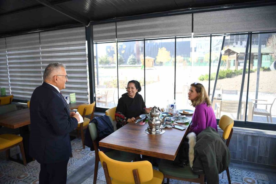 Büyükşehir’in Glütensiz Kafe’sinden Vatandaşlar Çok Memnun