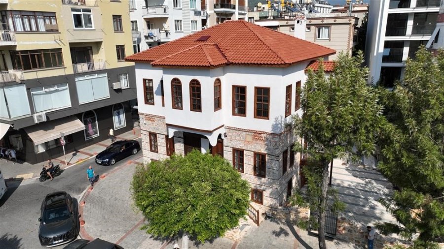 Hacı Karanfil Konağı 2. Kez Ödüle Layık Görüldü