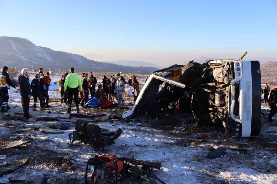 2 Öğrencinin Hayatını Kaybettiği Kazada Verilen Cezaya Öğrencilerin Ailelerinden Tepki