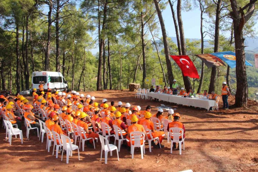 Antalya’da Orman Personeline Uygulamalı Eğitim Verildi