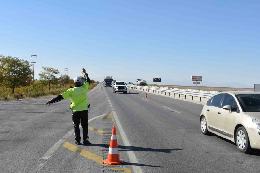 Konya’da Bin 776 Ağır Vasıta Araç Tek Tek Denetlendi